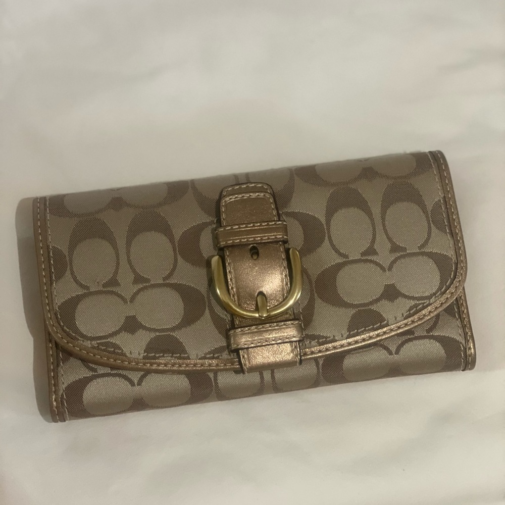 **SOLD** Vintage Coach Buckle Flap Trifold Checkbook Wallet